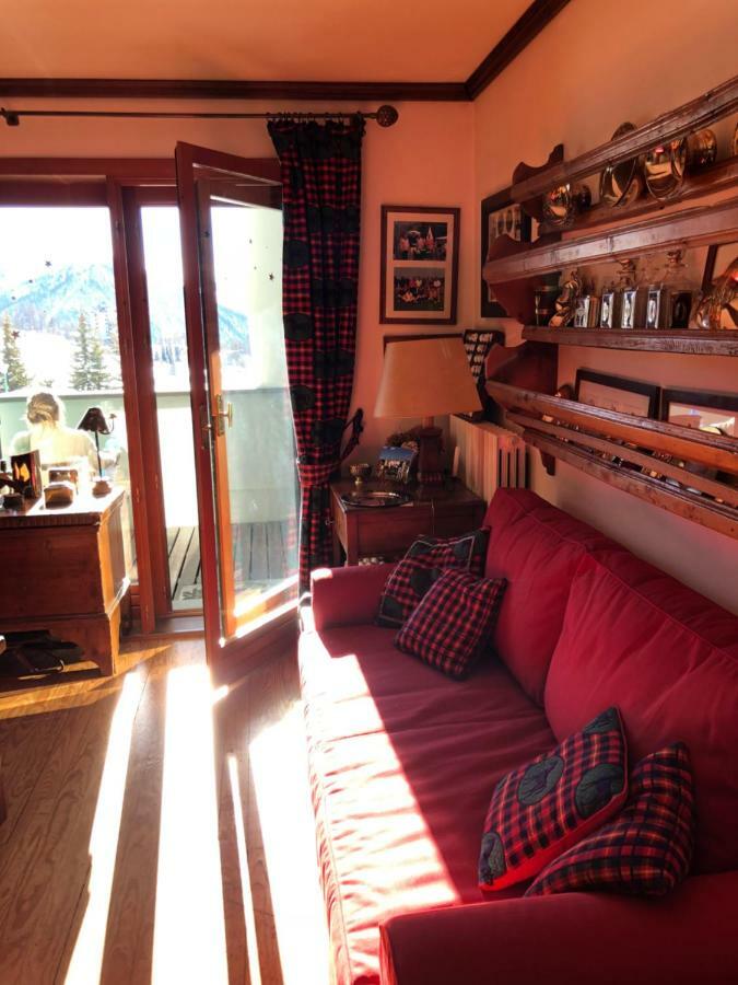 Nice House On The Ski Slopes Apartment Sestriere Bagian luar foto